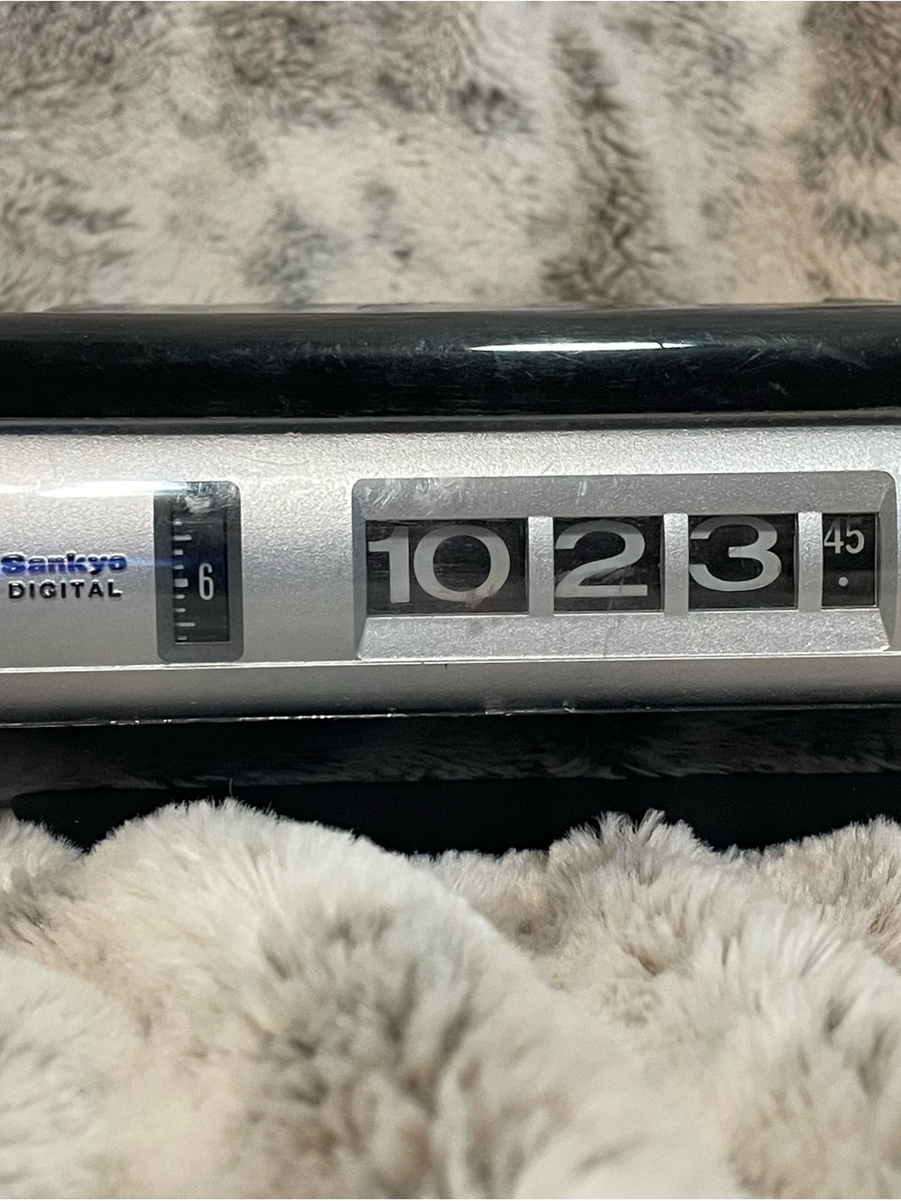 Sankyo Working 412 Digital Silver & Black Flip Clock - Retro Desk Clock